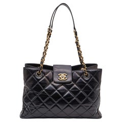 Chanel Black Quilted Aged Leather CC Chain Tote
