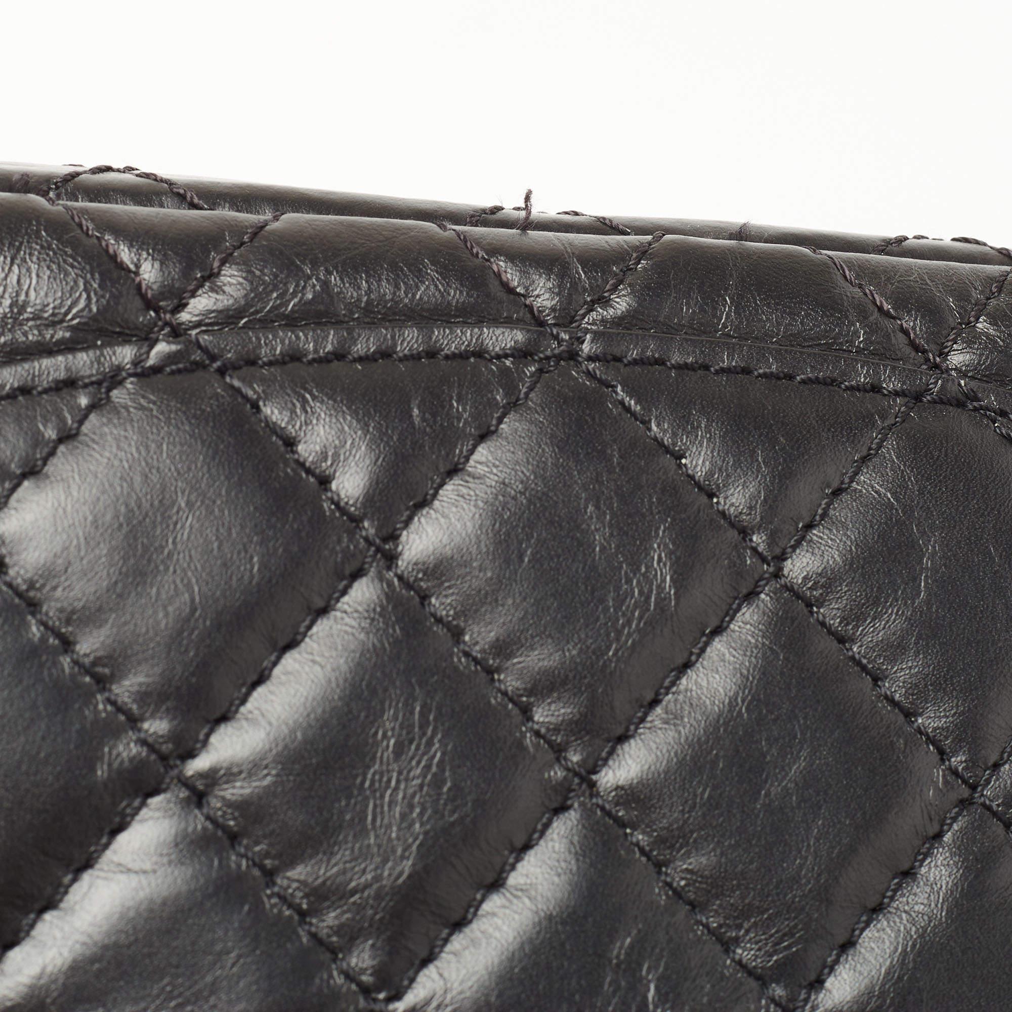 Chanel Black Quilted Aged Leather Lucky Charms Reissue 2.55 Classic 224 Flap Bag 2