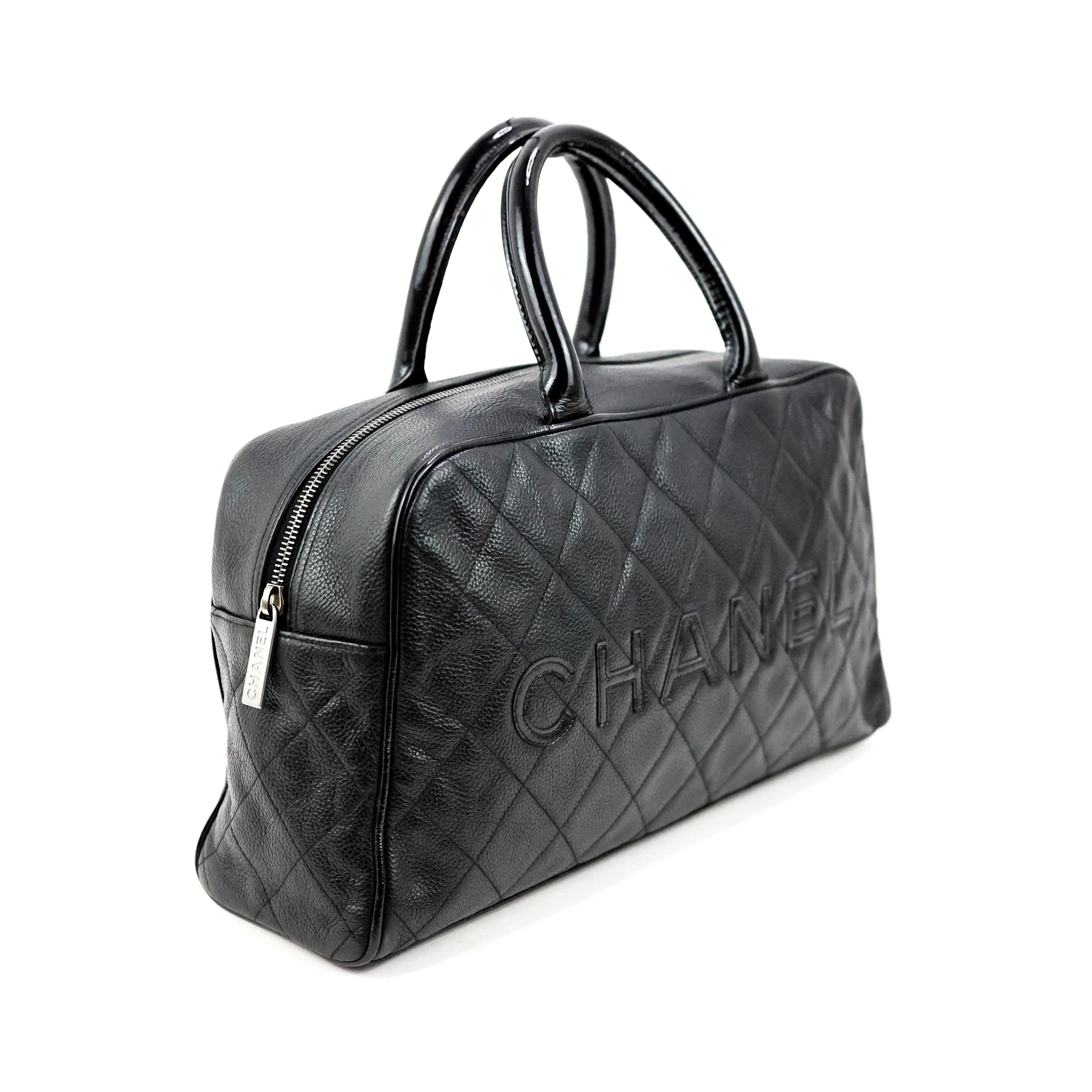Chanel Black Quilted Calfskin Boston Travel Bag In Good Condition For Sale In Bressanone, Trentino-Alto Adige