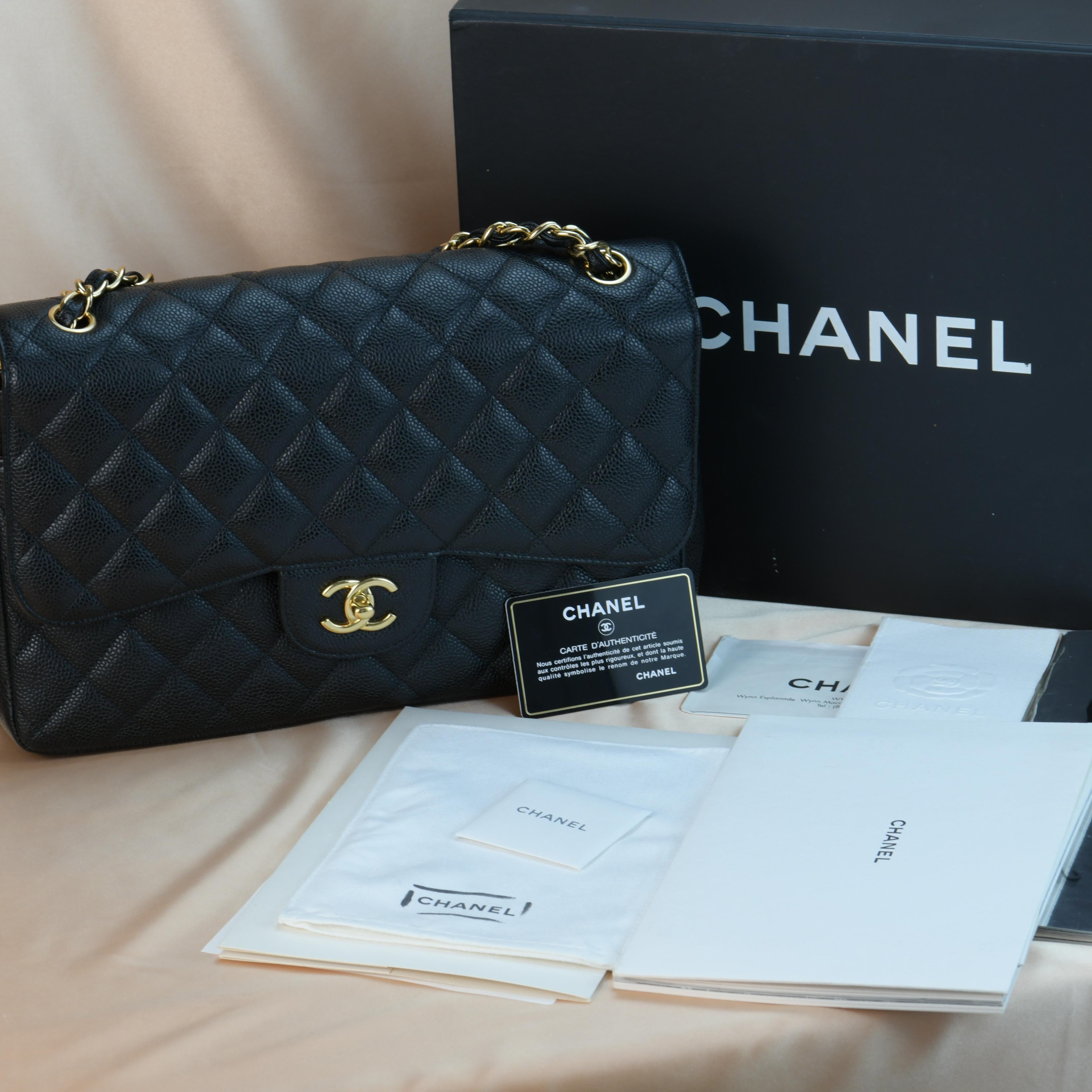 CHANEL Black Quilted Calfskin Caviar Timeless Classic Jumbo Double Flap Bag For Sale 8