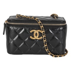Chanel Vanity CC in pelle di vitello trapuntata nera