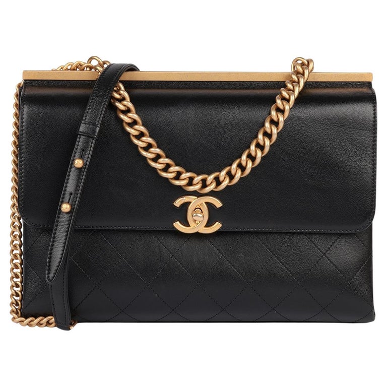 Chanel Black Quilted Calfskin Leather Medium Coco Luxe Top Handle Flap Bag  For Sale at 1stDibs