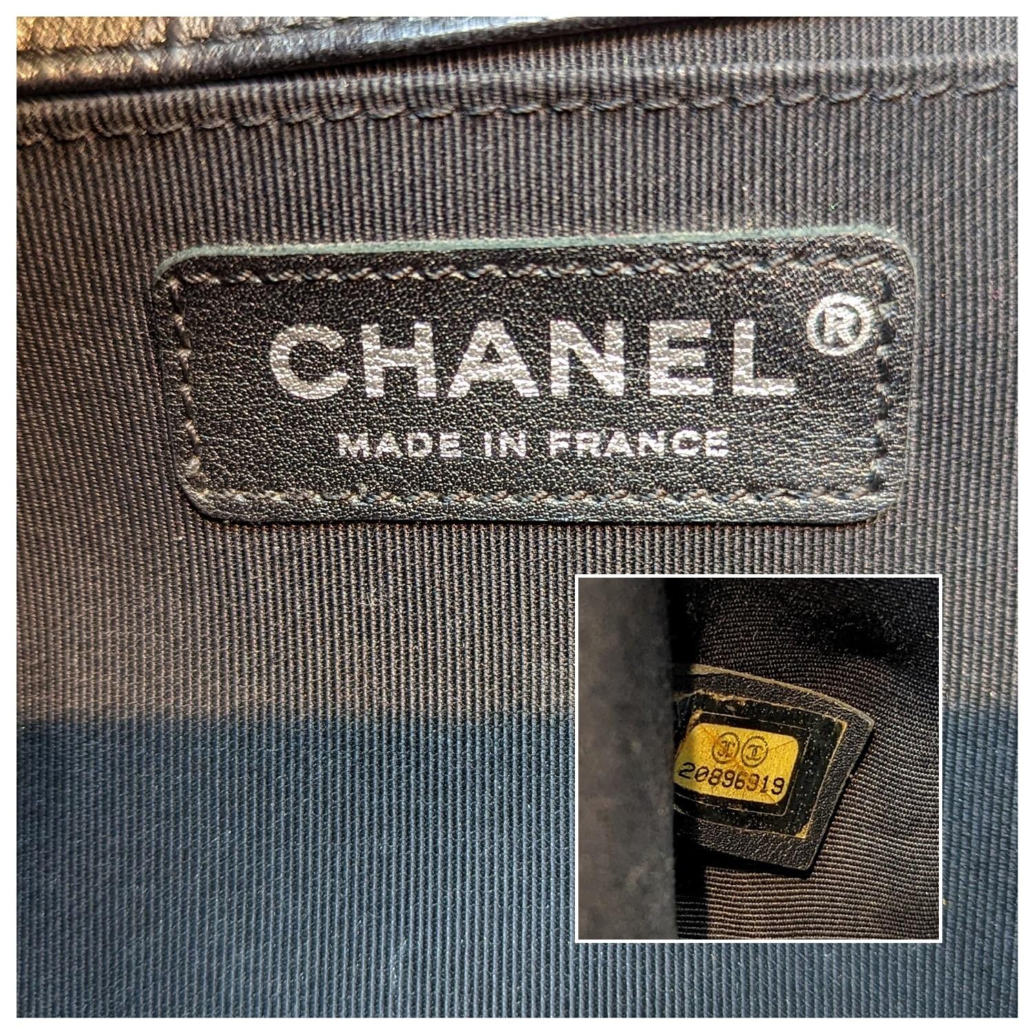 Chanel Black Quilted Calfskin Medium Boy Bag 3