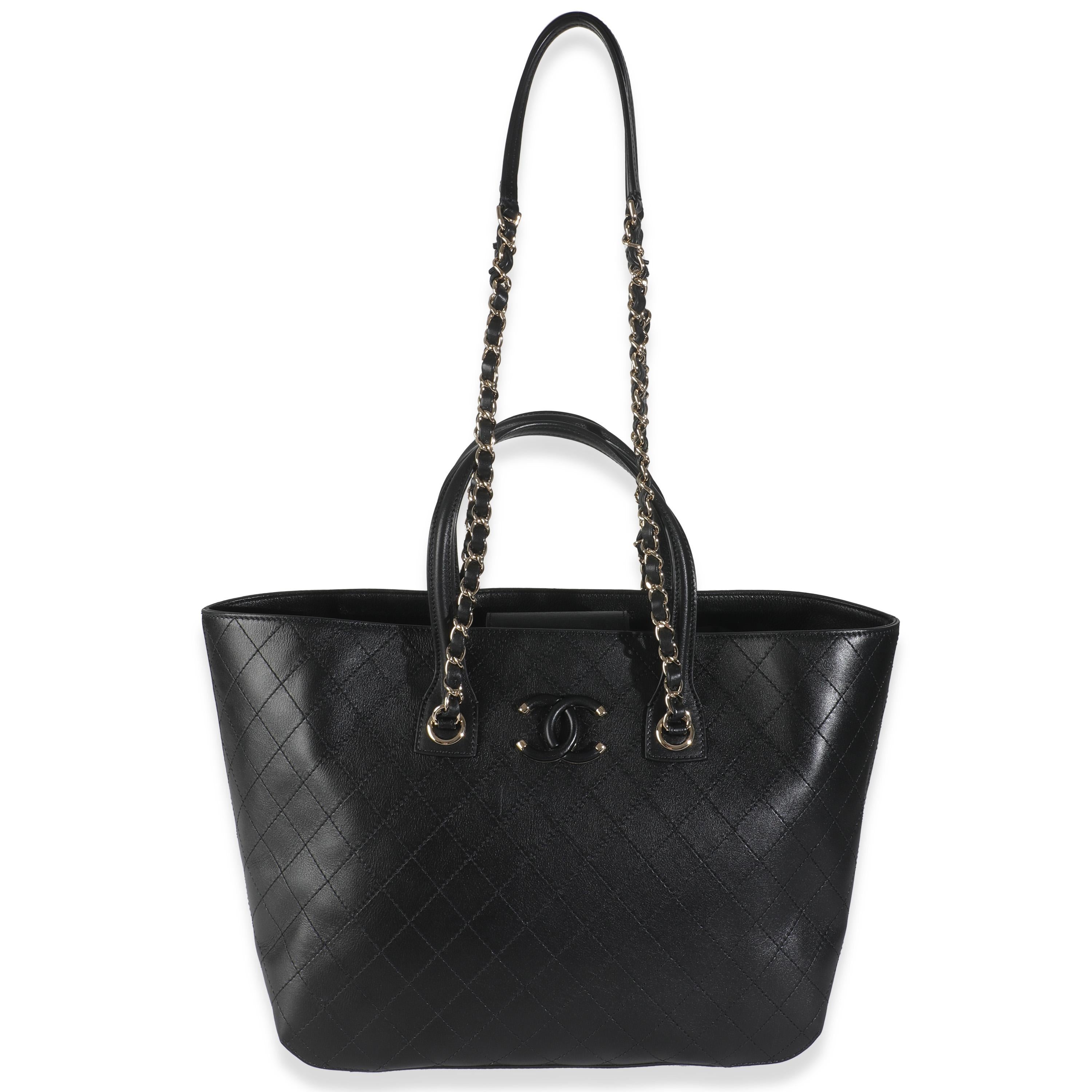 Chanel Schwarzes gestepptes Kalbsleder Stitched Covered CC Einkaufstasche im Angebot 3