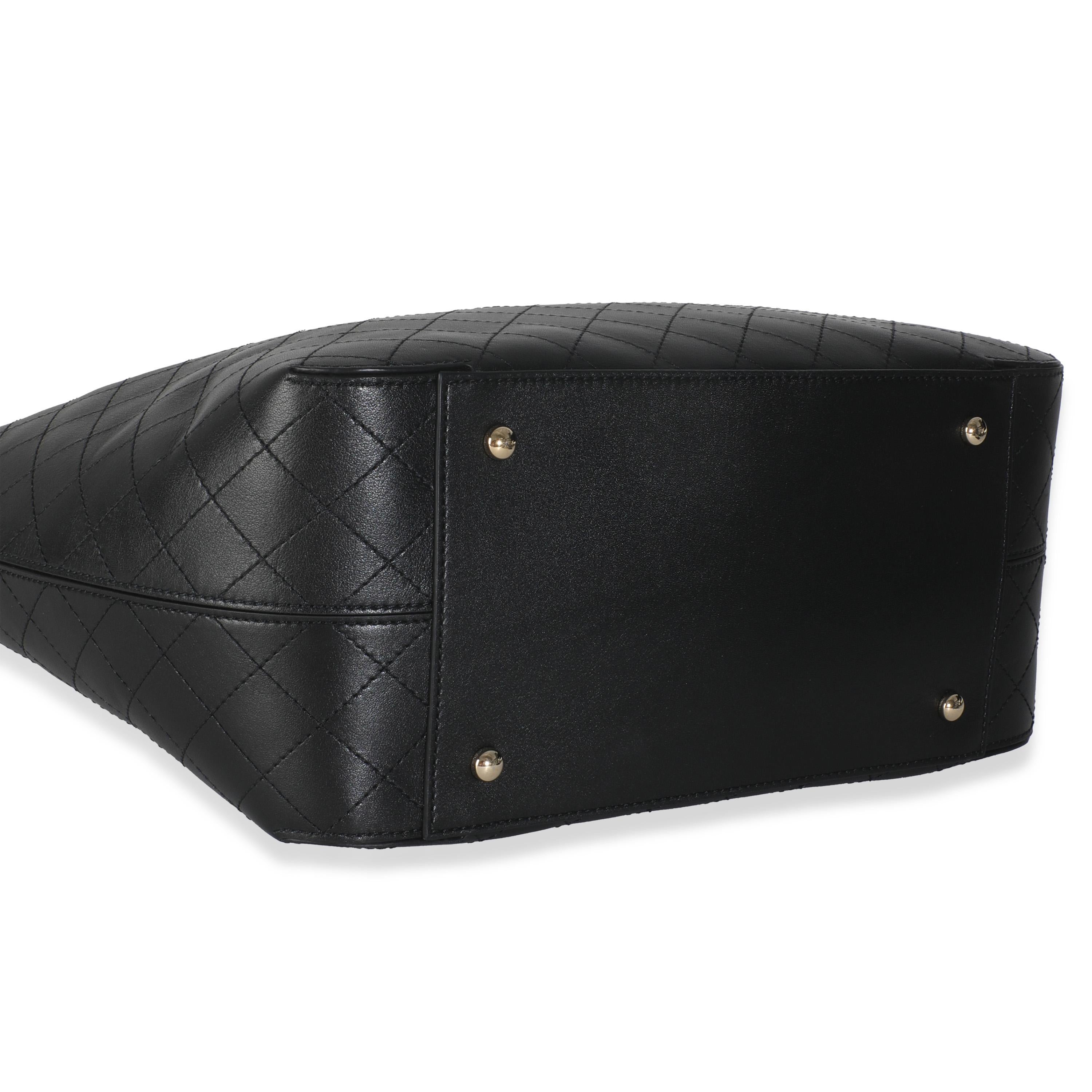 Chanel Schwarzes gestepptes Kalbsleder Stitched Covered CC Einkaufstasche im Angebot 4