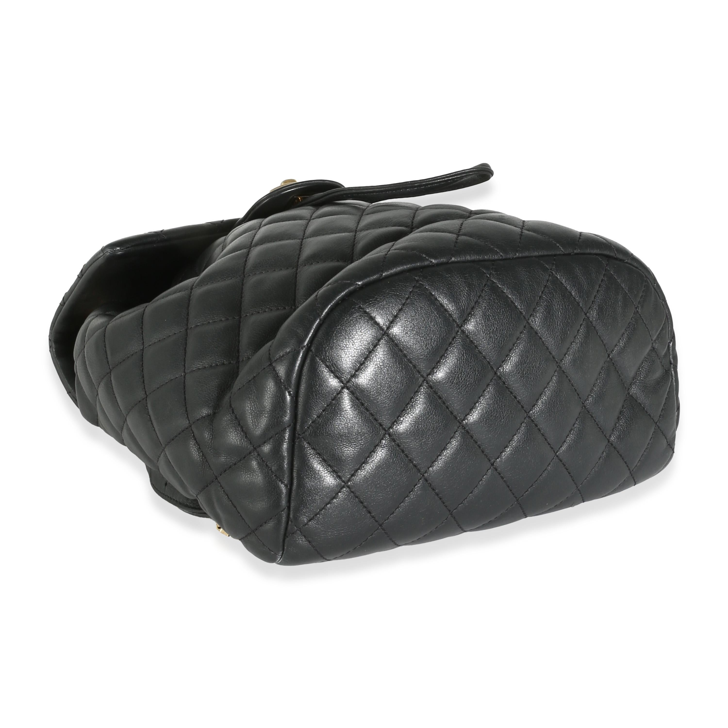 da uomo o donna Zaino Urban Spirit in pelle di vitello trapuntata nera di Chanel in vendita