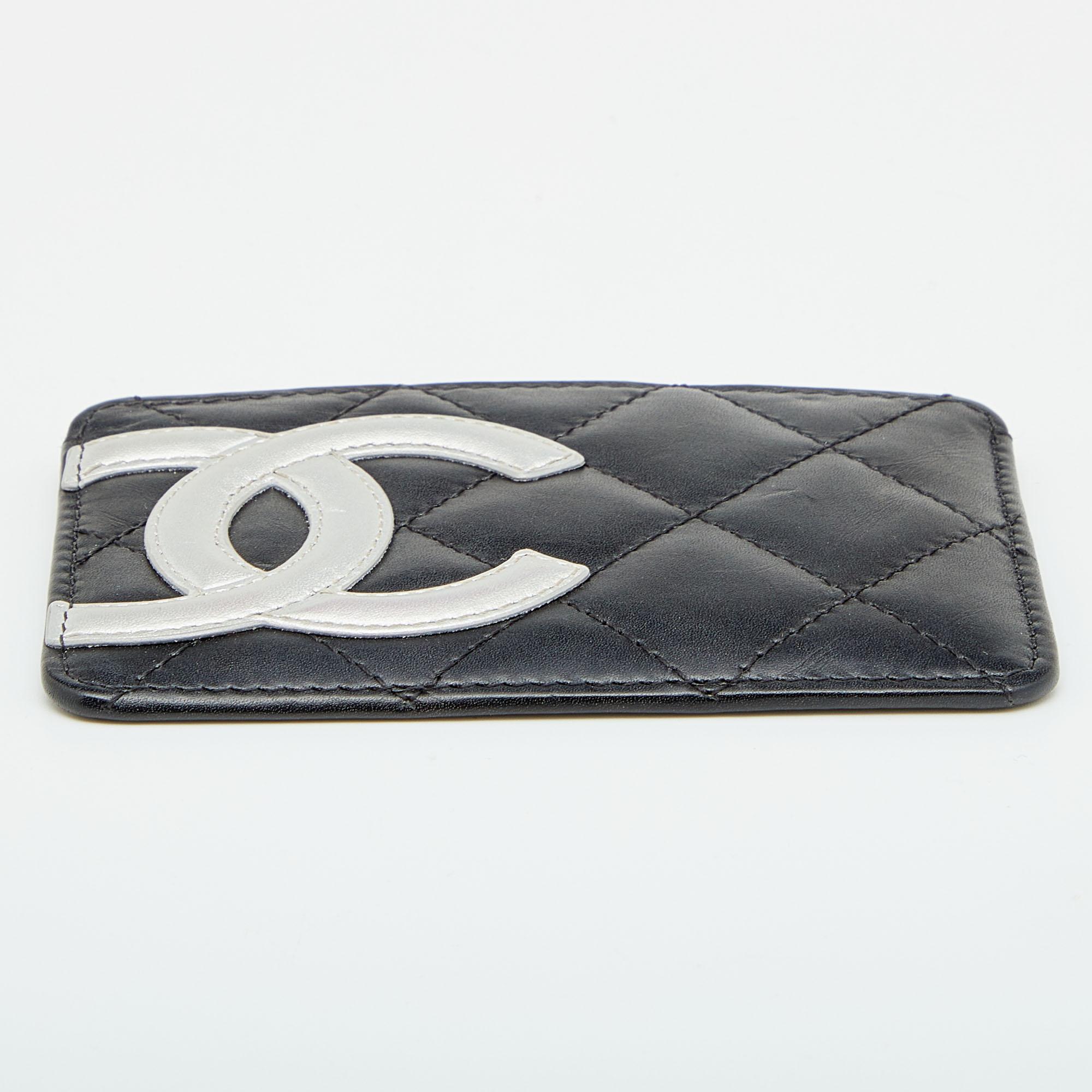 Chanel Black Quilted Cambon Ligne Leather Card Holder In Good Condition In Dubai, Al Qouz 2