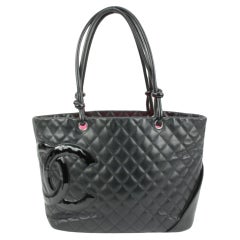 Chanel Schwarze gesteppte Cambon-Tragetasche 45ck18