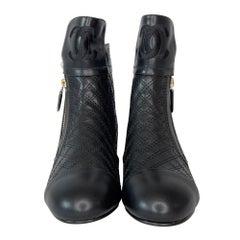 Chanel Black Quilted Cannage Leather Boot (39 C EU)