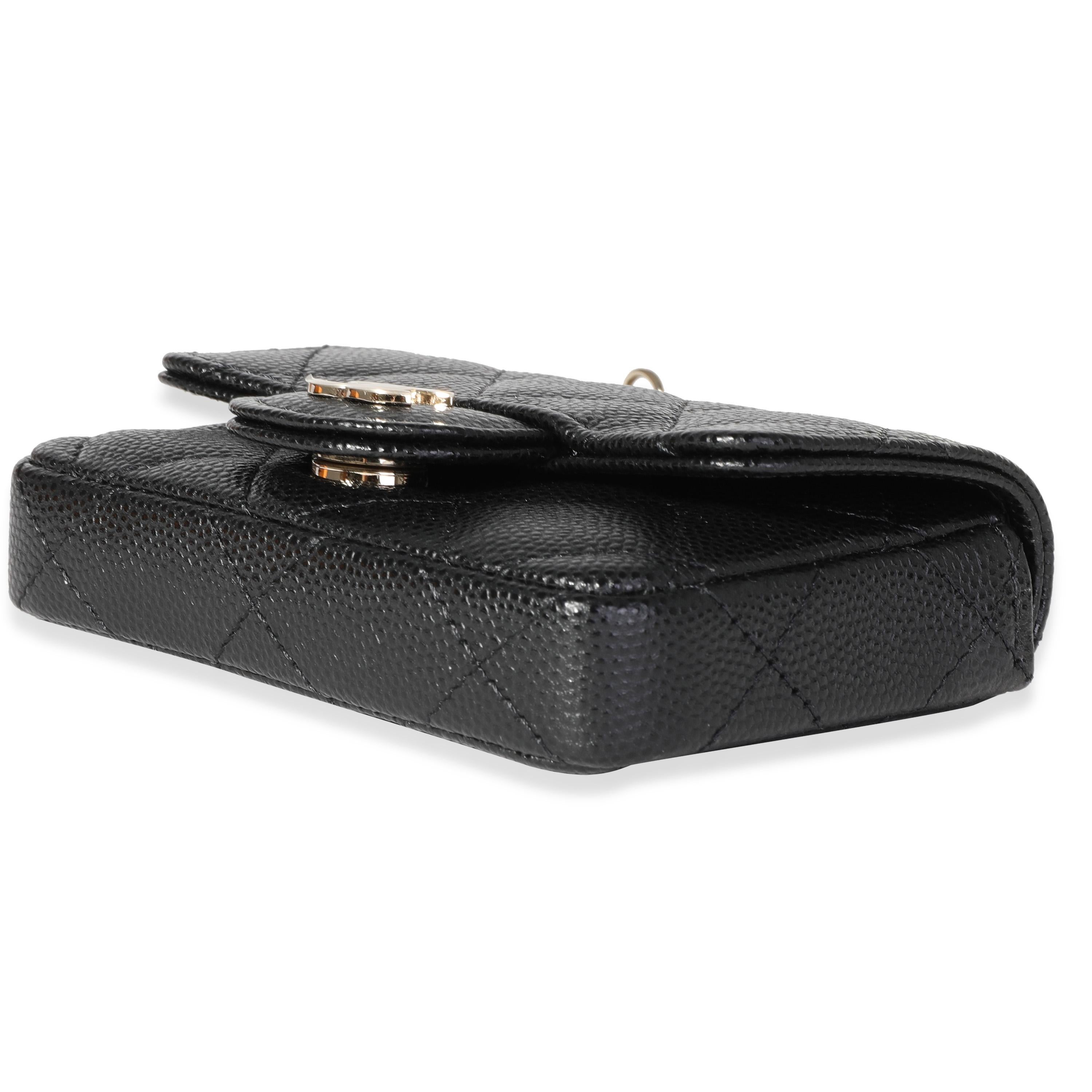 Chanel Schwarze gesteppte klassische Mini-Gürteltasche mit Kette in Kaviar 1
