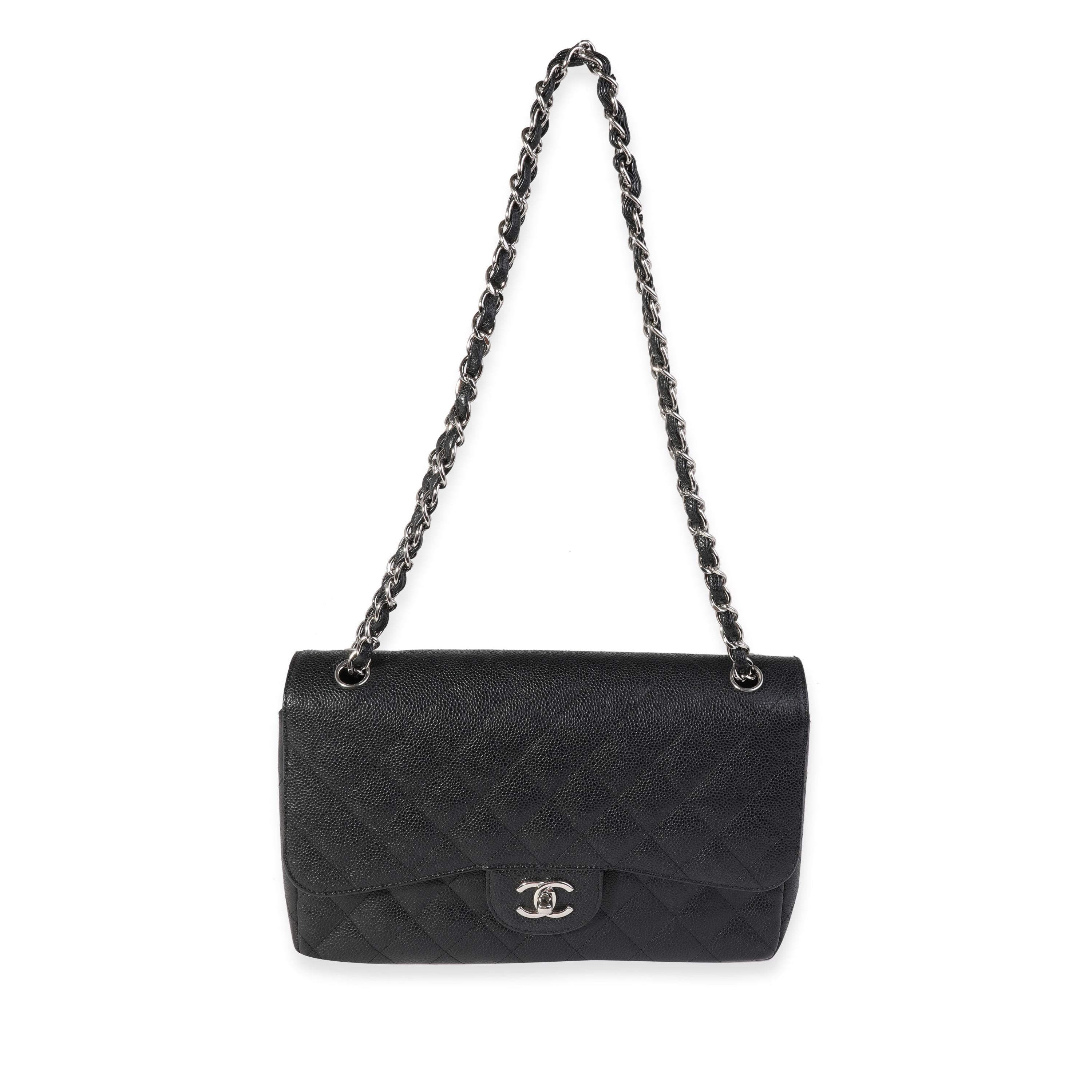 Chanel Black Quilted Caviar Jumbo Classic Double Flap Bag In Good Condition For Sale In New York, NY