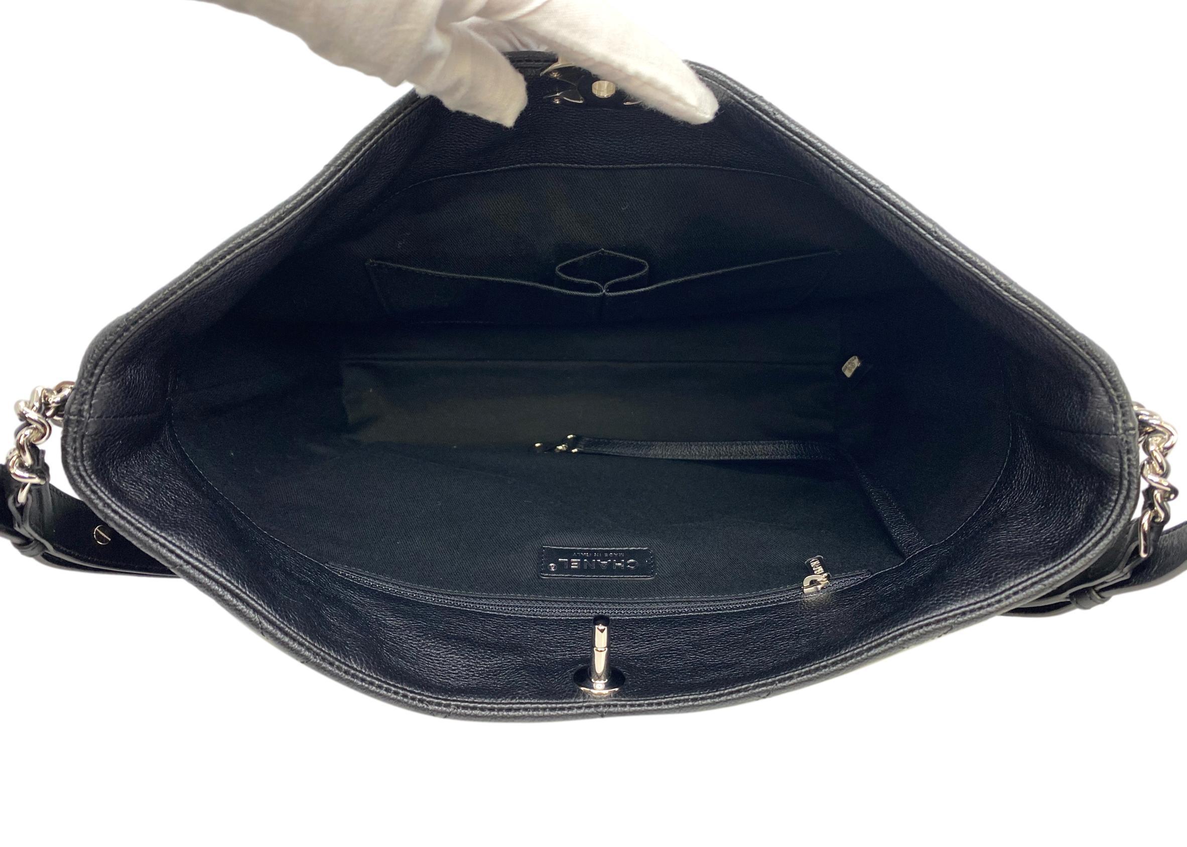 Chanel Schwarz gesteppt Kaviar Leder geflochtenen Griff Medium Hobo Bag 6