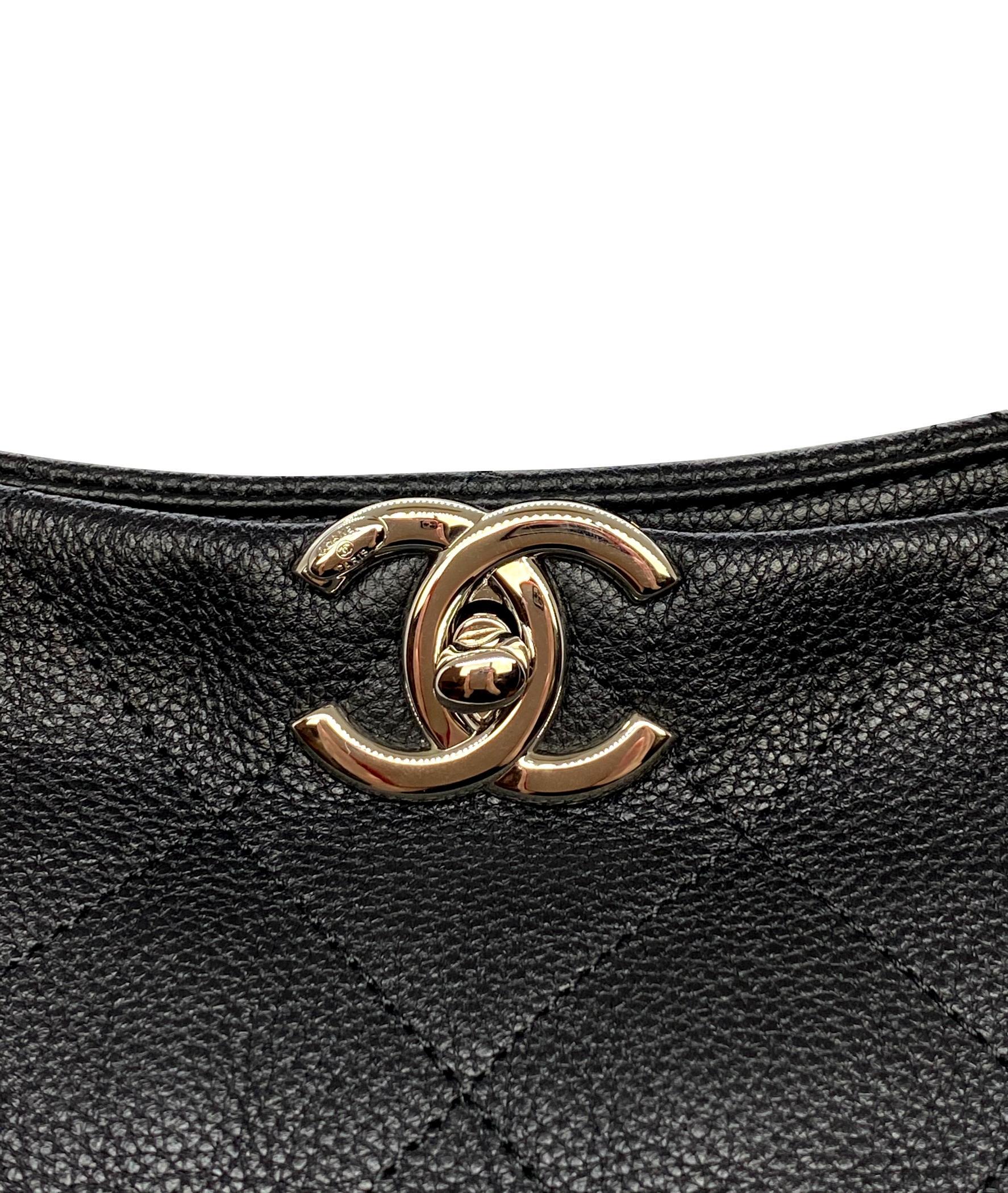 Chanel Schwarz gesteppt Kaviar Leder geflochtenen Griff Medium Hobo Bag 4