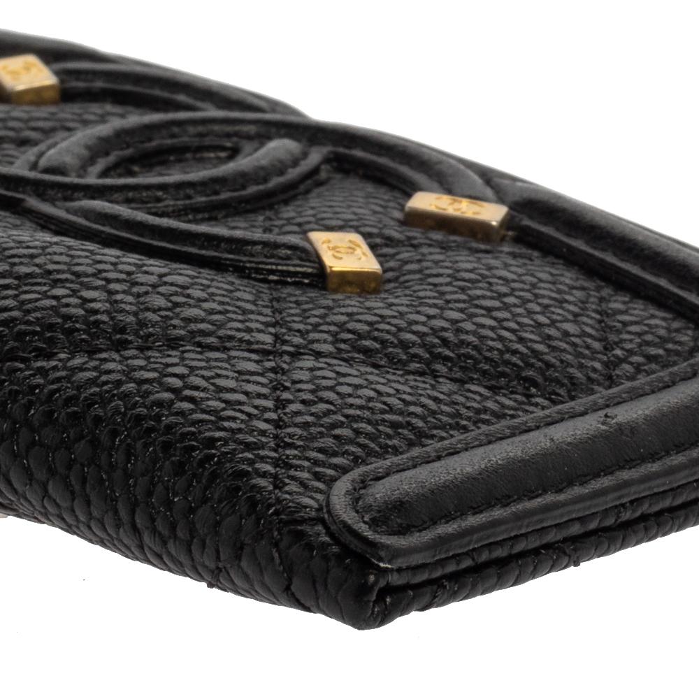 Chanel Black Quilted Caviar Leather CC Filigree Card Holder In Good Condition In Dubai, Al Qouz 2