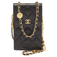 Chanel Schwarze gesteppte Kaviarleder CC Medaillon Kette Phone Umhängetasche