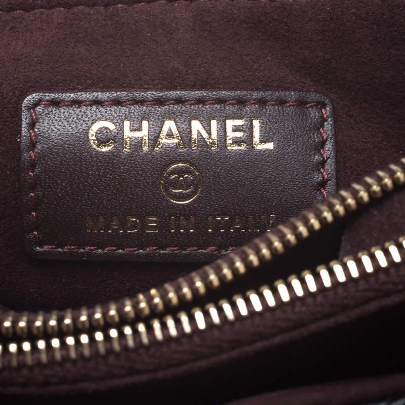 Chanel Schwarze gesteppte Kaviarleder CC Telefontasche im Angebot 4