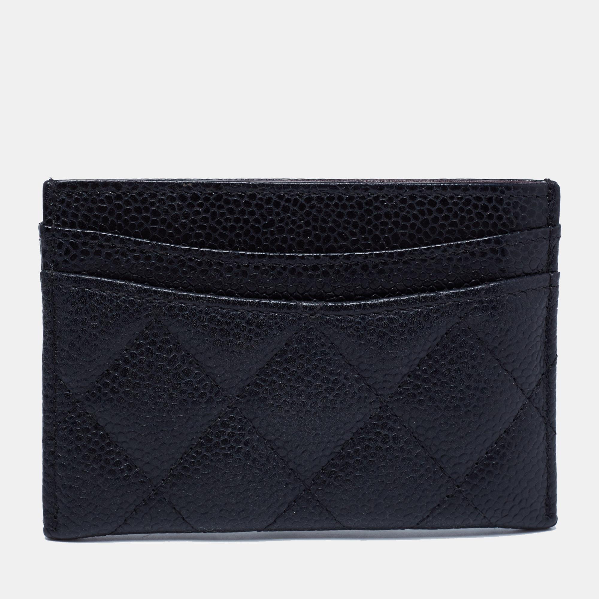 This card holder from Chanel is a perfect combination of sophistication and necessity. Crafted from Caviar leather, the sleek black piece has slots to stow your essential cards in place. It flaunts a quilted exterior and is complete with the iconic