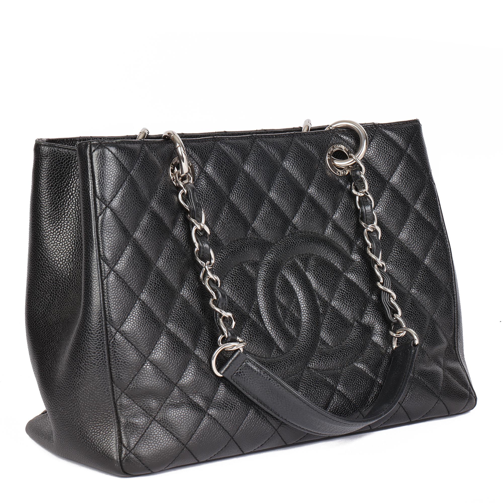 Chanel BLACK QUILTED CAVIAR LEATHER GRAND SHOPPING TOTE GST

CONDITION NOTES
The exterior is in excellent condition with light signs of use.
The interior is in excellent condition with light signs of use.
The hardware is in excellent condition with