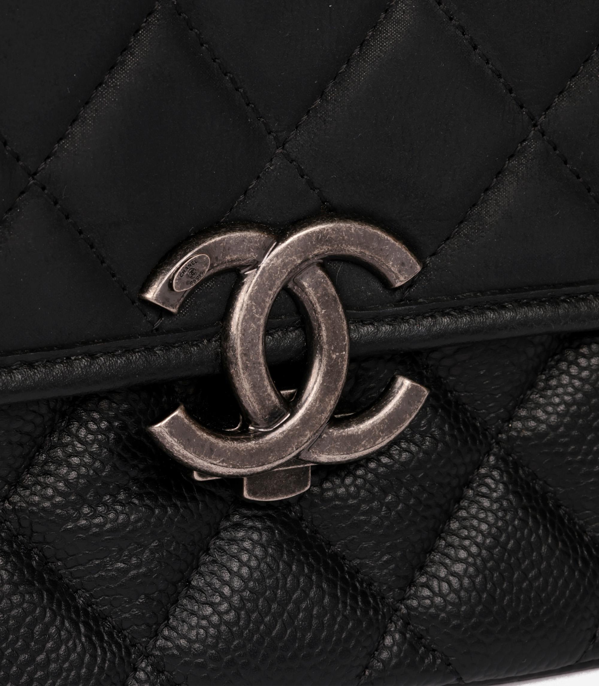 Chanel Black Quilted Caviar Leather & Iridescent Calfskin Daily Carry Messenger

Brand- Chanel
Model- Daily Carry Messenger
Product Type- Crossbody, Shoulder, Top Handle
Serial Number- 23******
Age- Circa 2017
Accompanied By- Chanel Dust Bag, Box,