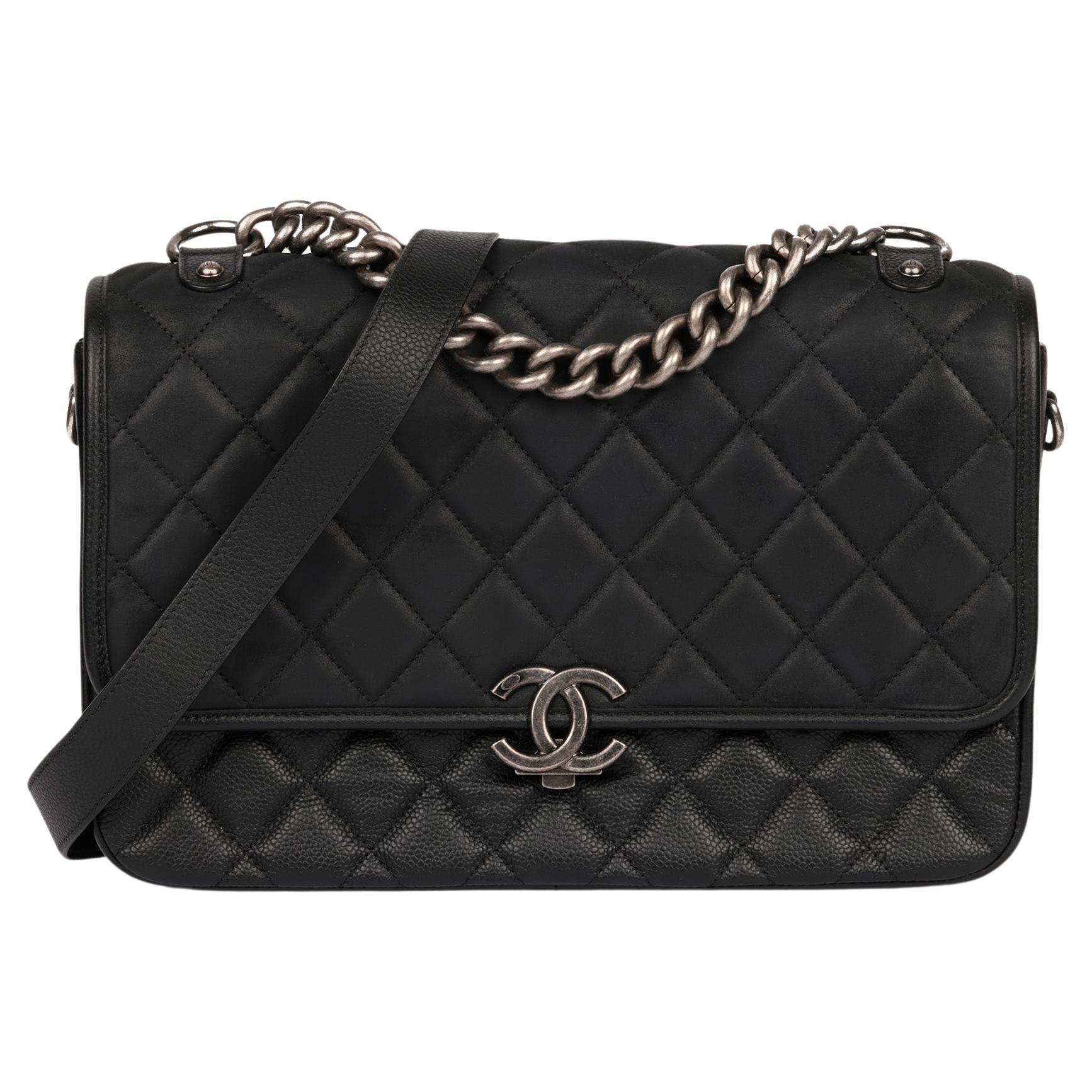 Chanel Black Quilted Caviar Leather & Iridescent Calfskin Daily Carry Messenger For Sale