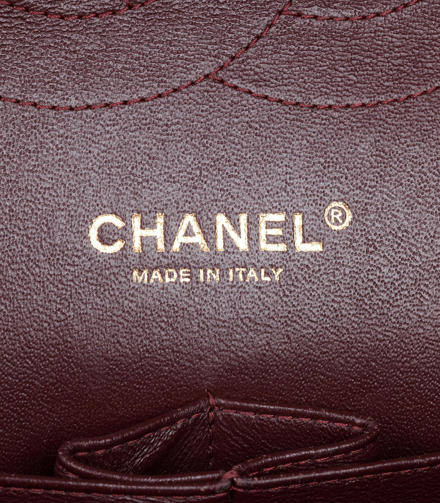 Chanel - Sac à double rabat classique Jumbo en cuir texturé noir matelassé en vente 6
