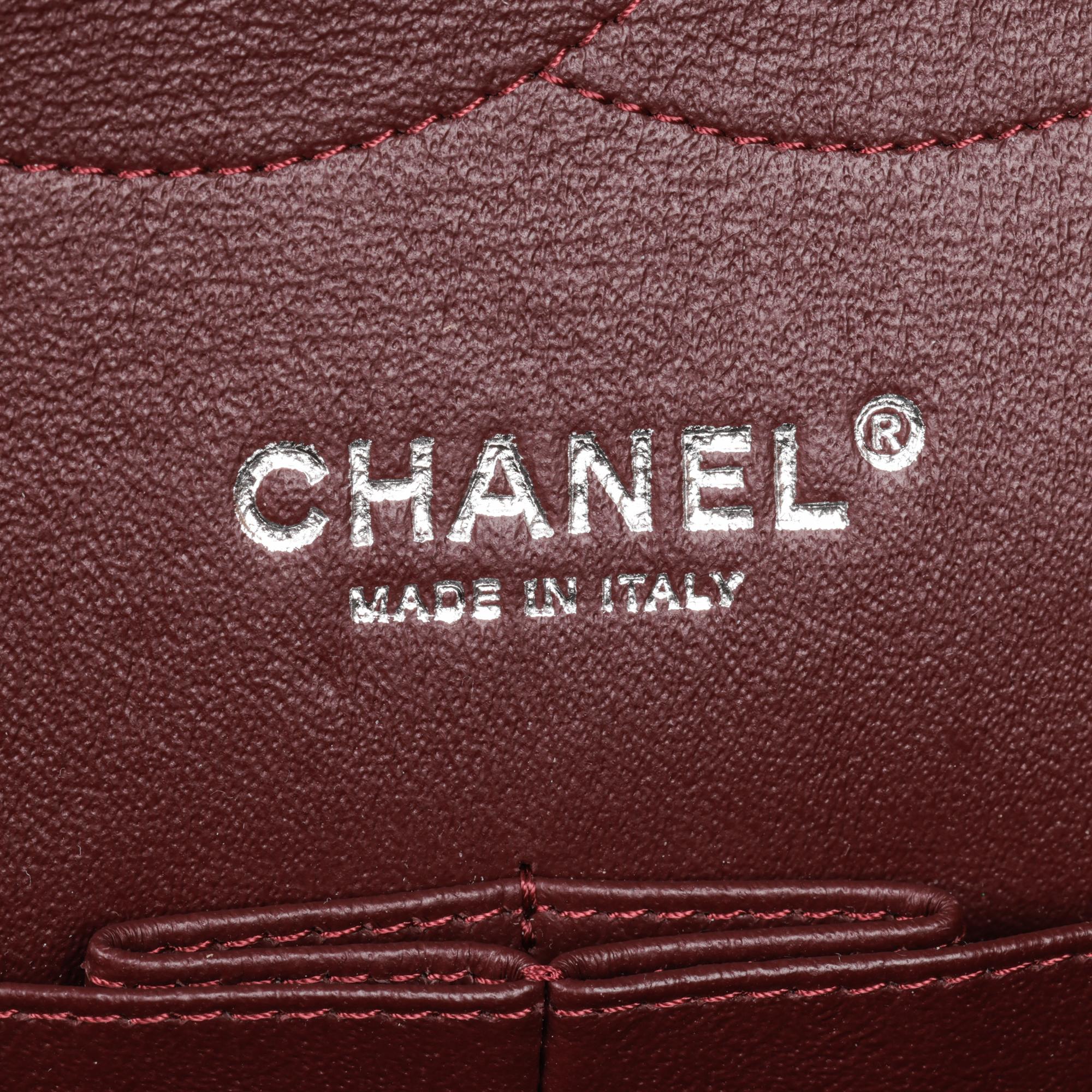 CHANEL Bolso Jumbo Clásico Negro Acolchado Piel Caviar Doble Solapa 7