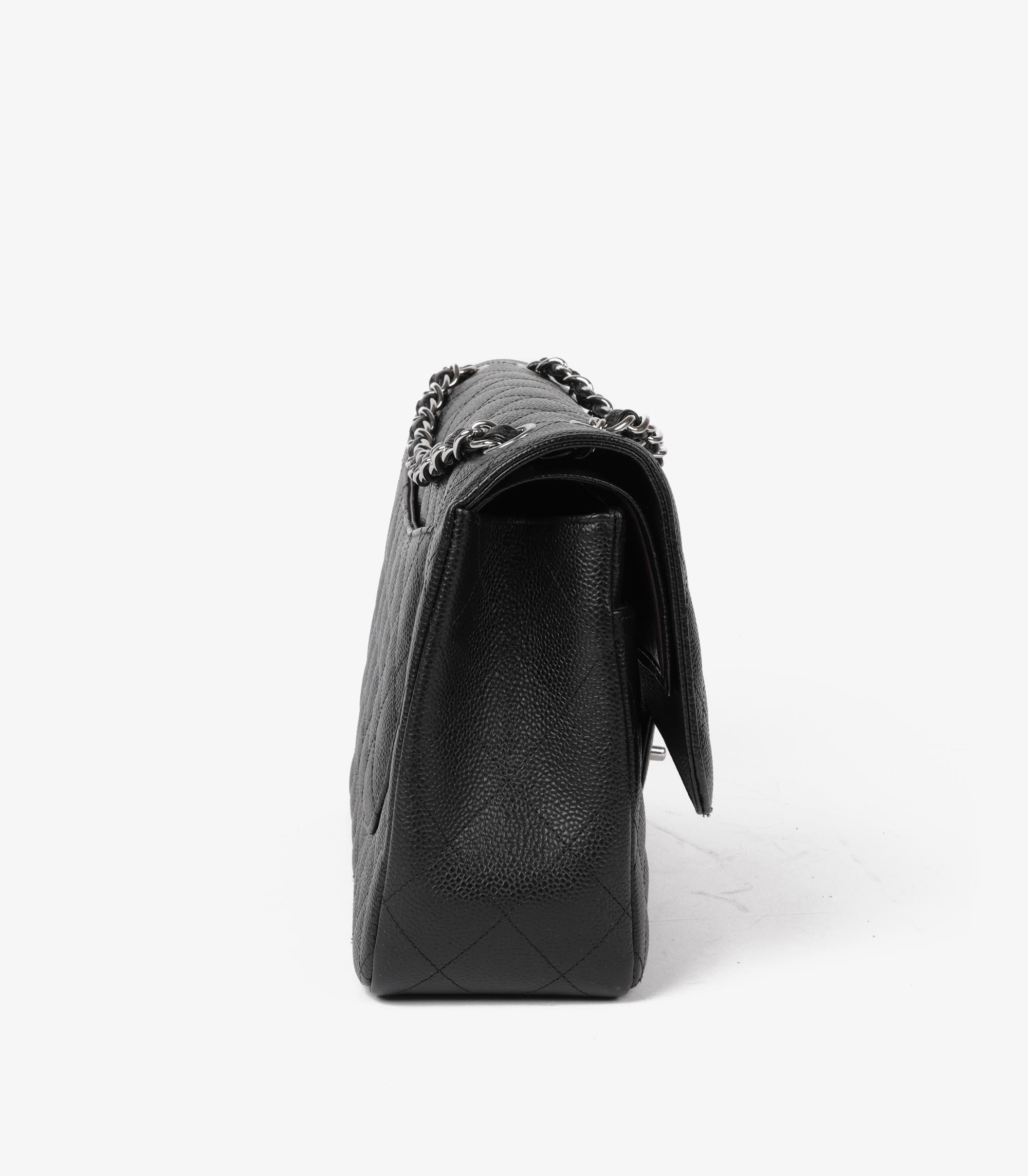 Chanel Negro Acolchado Caviar Piel Bolso Jumbo Classic Doble Solapa en Excelente Estado en Bishop's Stortford, Hertfordshire
