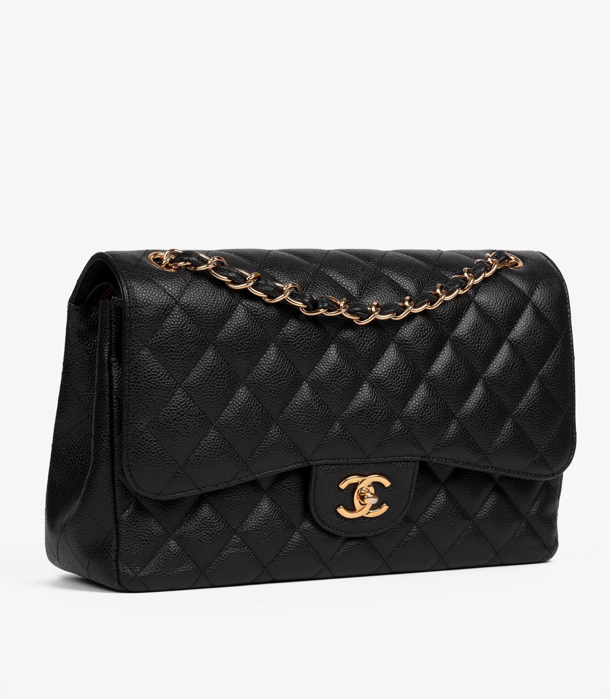 Noir Chanel  Sac classique à double rabat en cuir caviar matelassé noir en vente