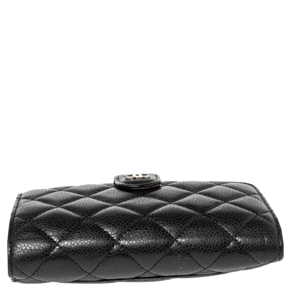Chanel Black Quilted Caviar Leather L-Zip Pocket Wallet In Good Condition In Dubai, Al Qouz 2