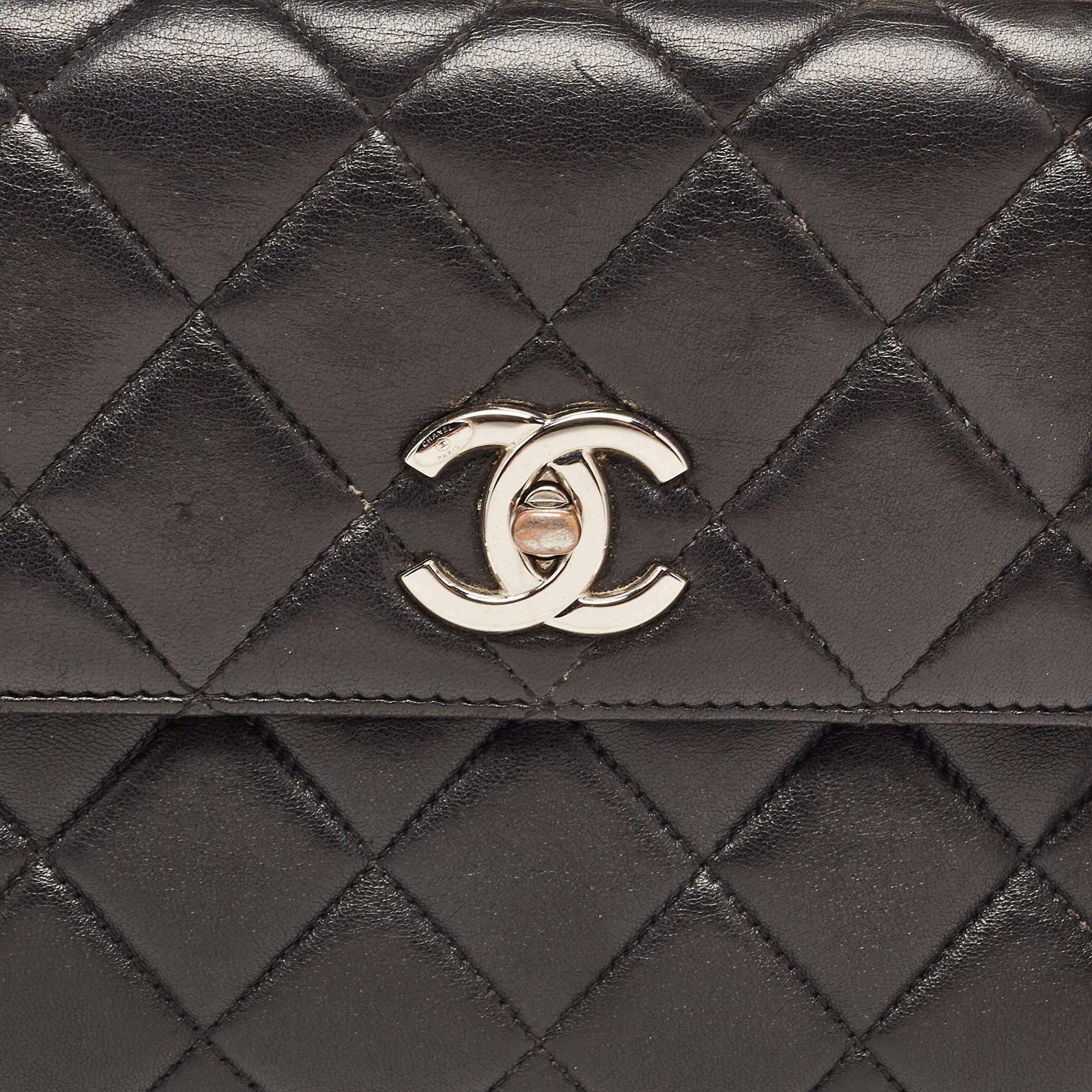 Chanel Black Quilted Caviar Leather Maxi Classic Double Flap Bag For Sale 6