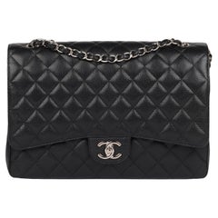 Chanel Schwarze Maxi Classic Double Flap Tasche aus gestepptem Leder in Kaviar