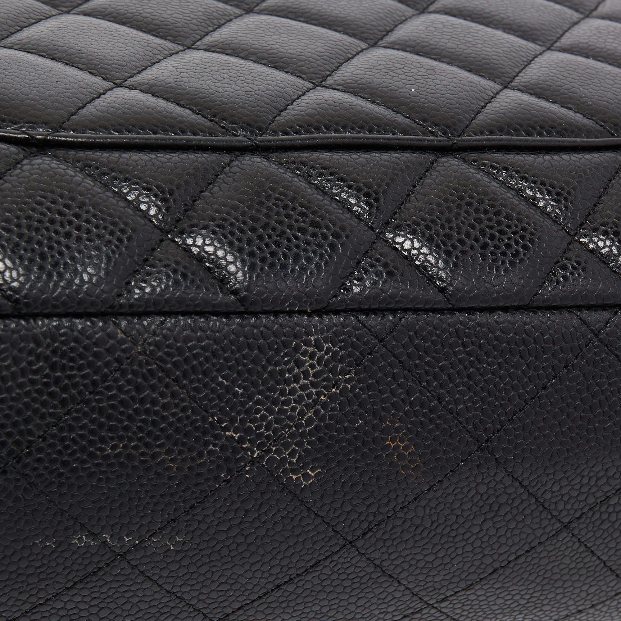 Chanel Black Quilted Caviar Leather Maxi Classic Single Flap Bag For Sale 7
