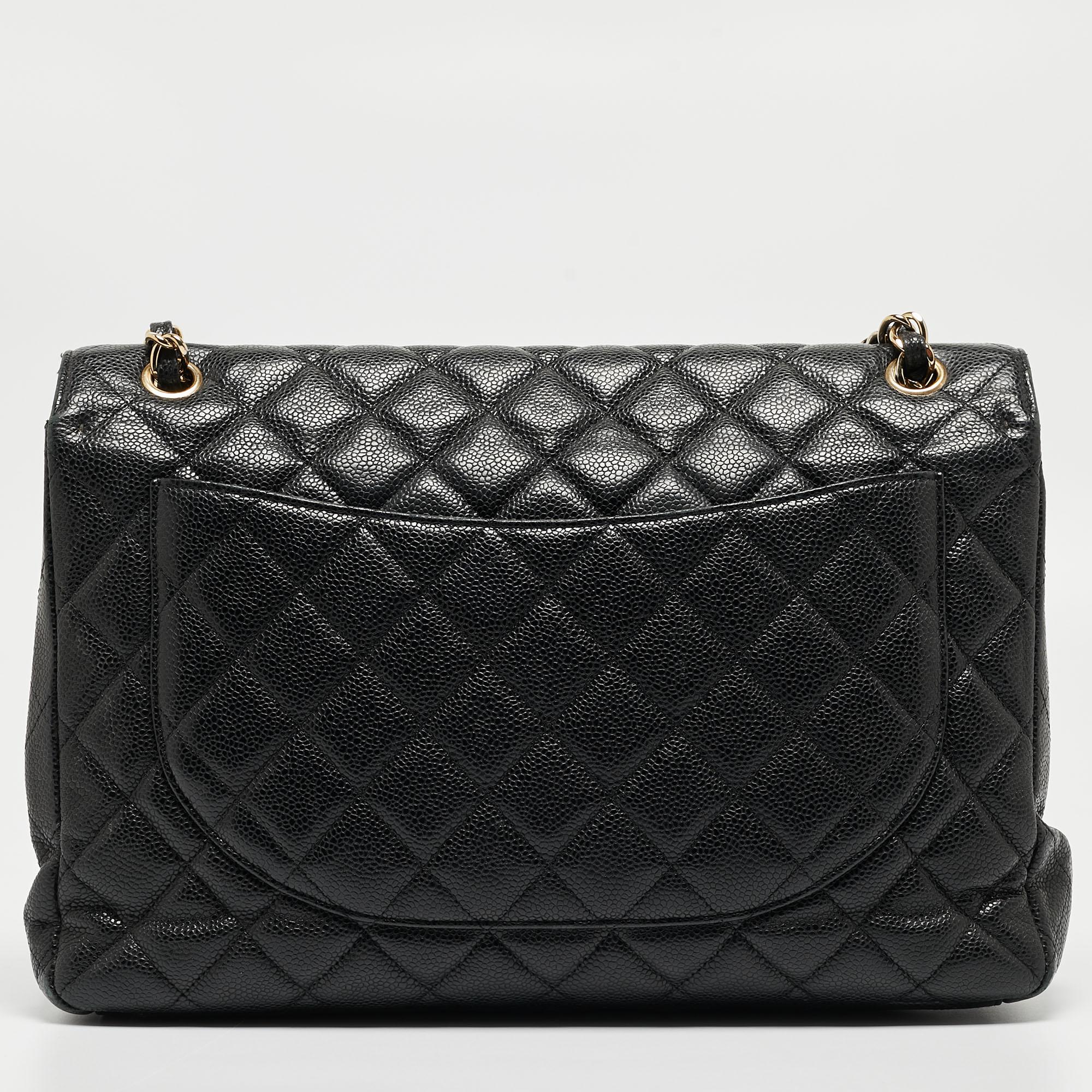 Reimagined season after season, the classic designs from Chanel manages to retain their classic glamour and noteworthy silhouettes. From one of the most celebrated collections, this Single Flap bag is enriched with historic details and functional