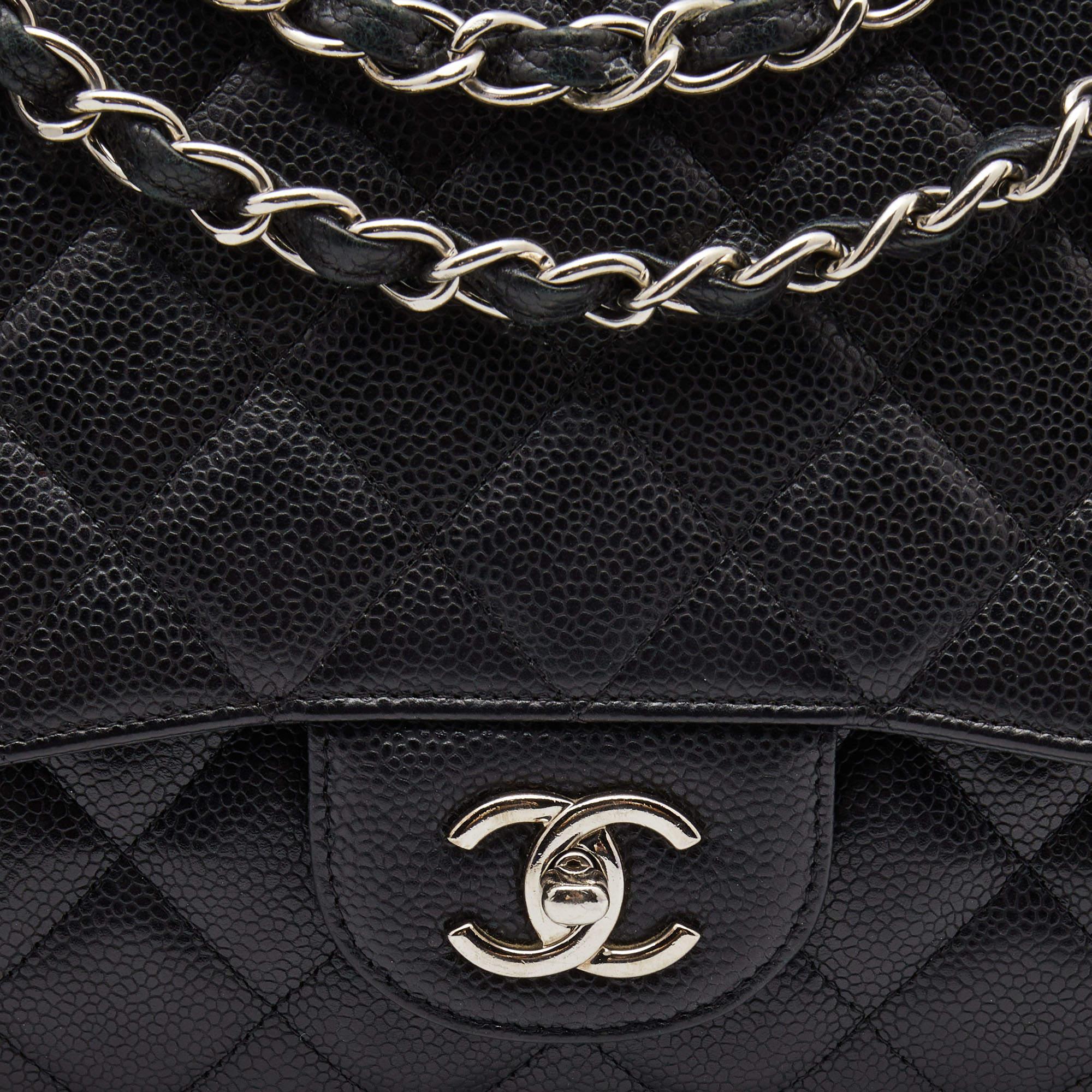 Chanel Black Quilted Caviar Leather Maxi Classic Single Flap Bag For Sale 4