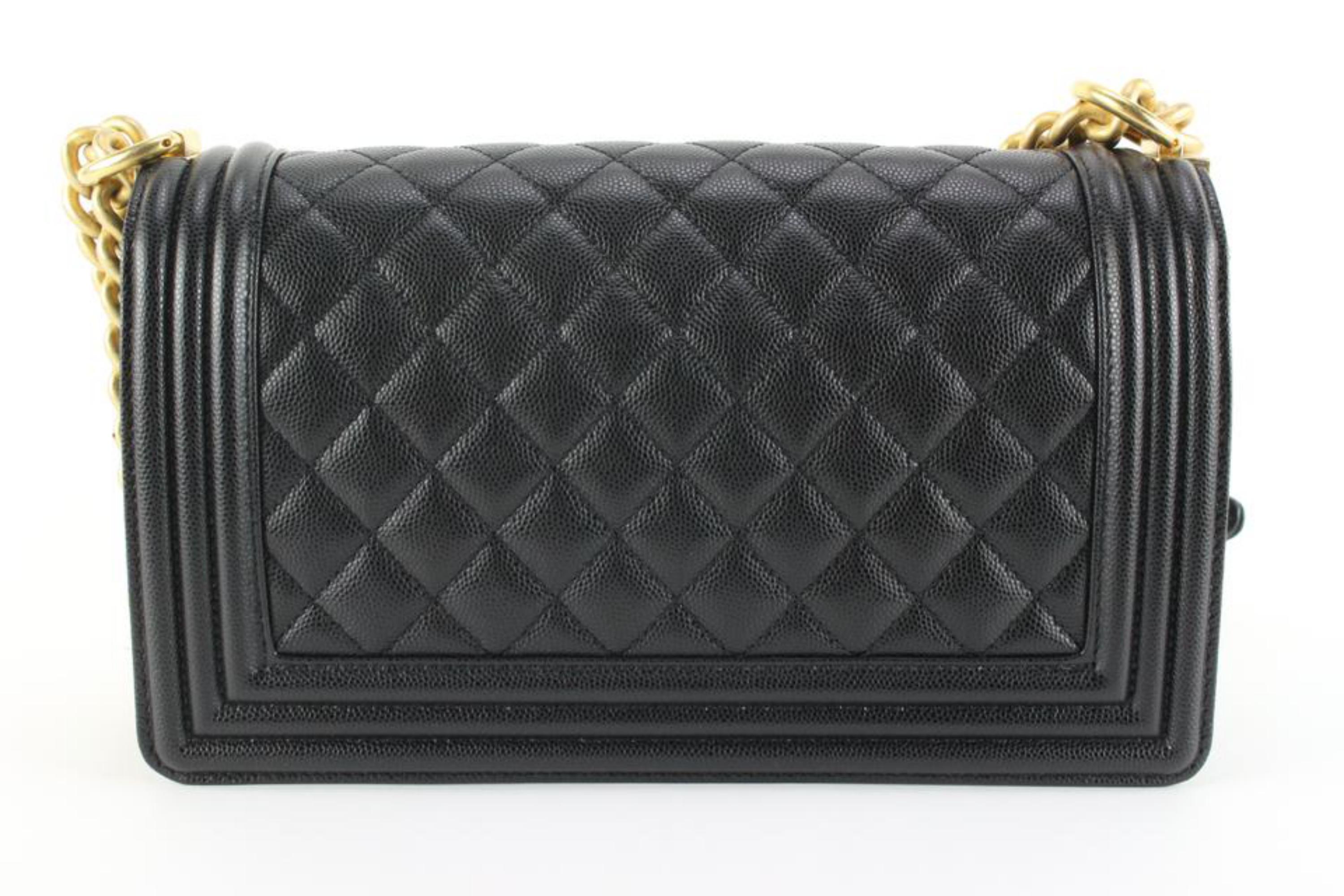 Chanel Black Quilted Caviar Leather Medium Boy Gold Chain Bag 84ck85s In New Condition In Dix hills, NY