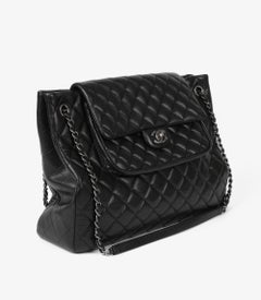 Chanel Black Quilted Caviar Leather Paris-Edinburgh Classic Flap Shoulder Tote