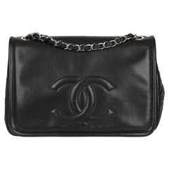 Chanel Bolso con Solapa Intemporal de Piel de Caviar Acolchada Negra
