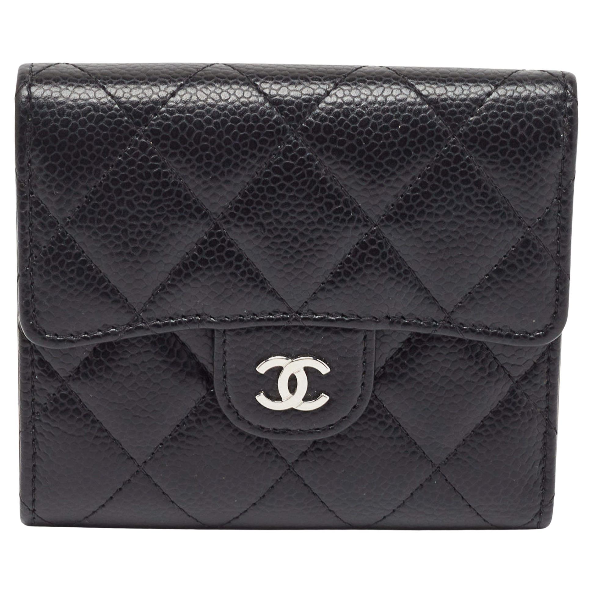 Chanel Black Quilted Caviar Leather Trifold CC Wallet For Sale