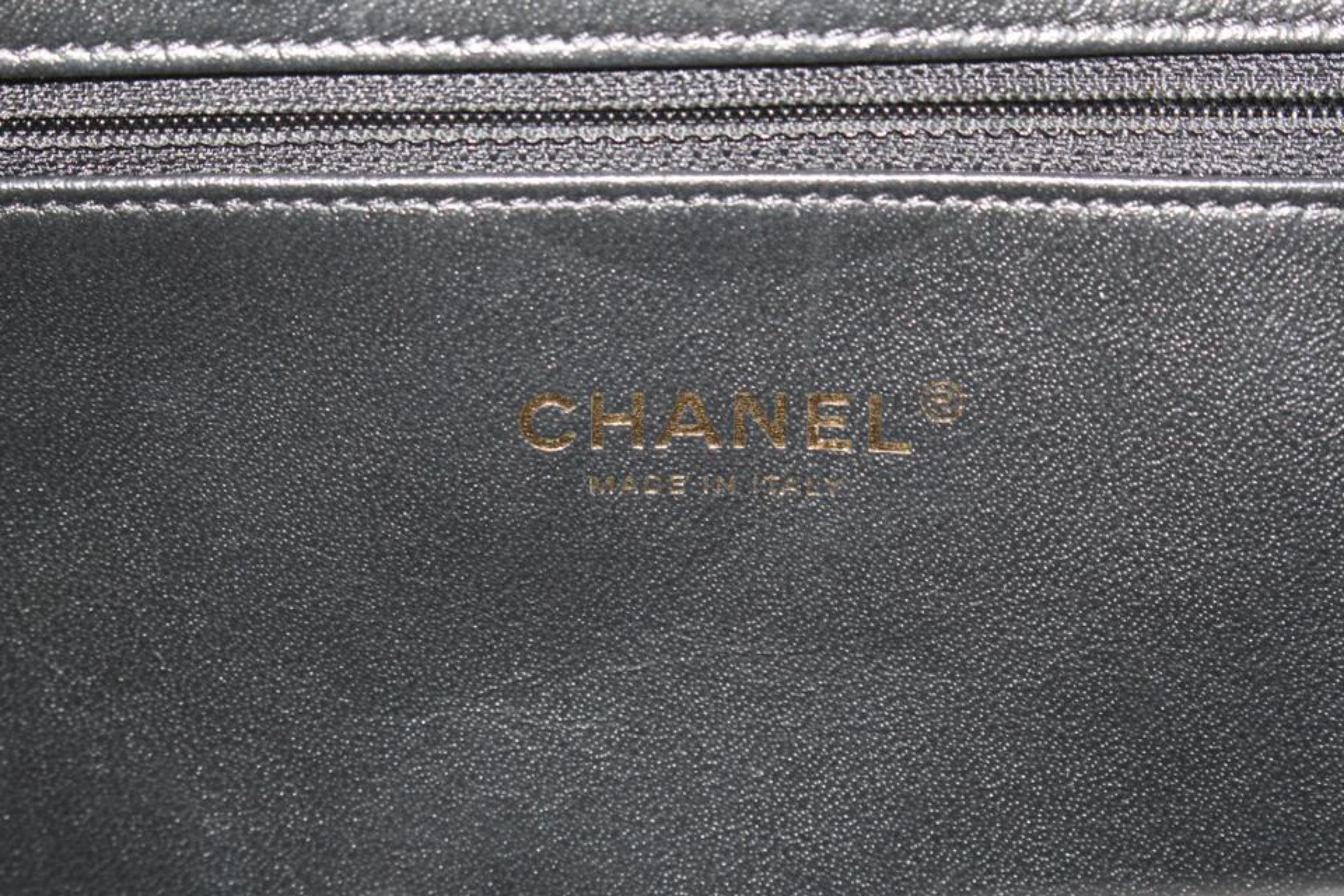 Chanel Schwarze gesteppte Kaviar Leder Turnlock 2way Affinity Tote 1CC1025 im Angebot 6