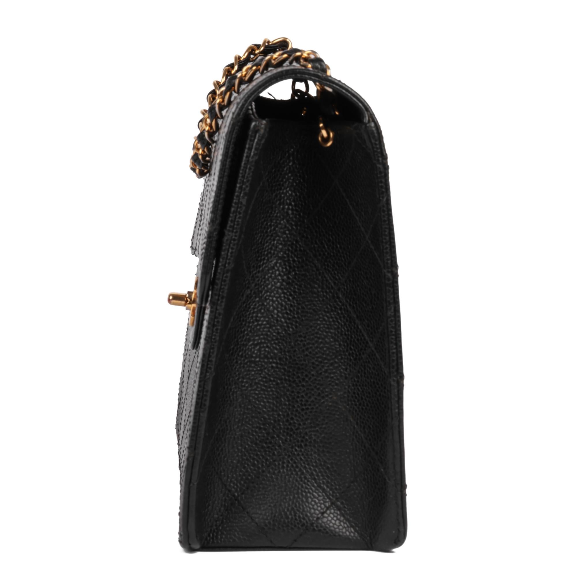 CHANEL Schwarzes gestepptes Kaviarleder Vintage Jumbo Classic Single Flap Bag Damen im Angebot
