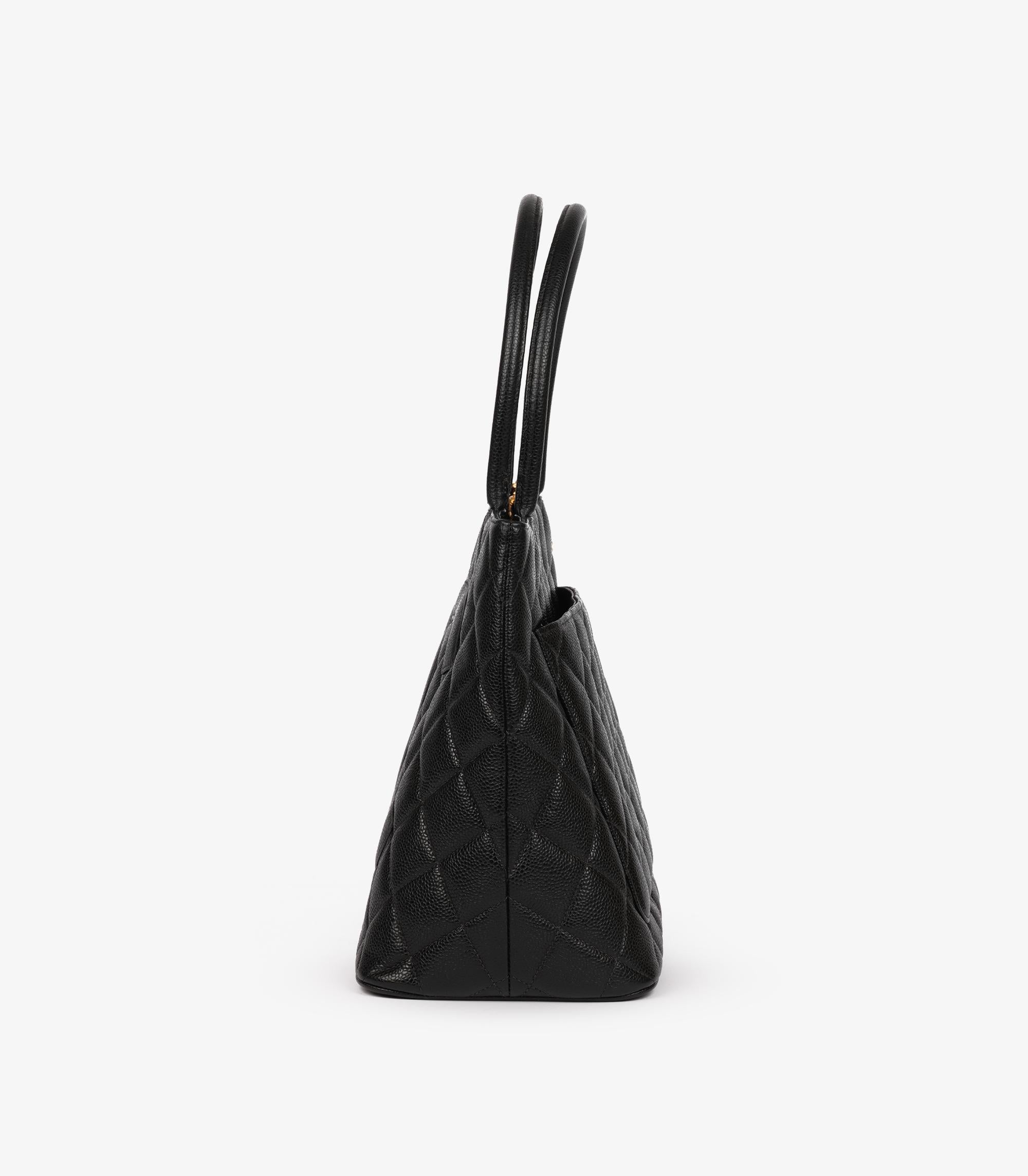 Chanel - Fourre-tout à médaillon en cuir caviar matelassé - Vintage Unisexe en vente