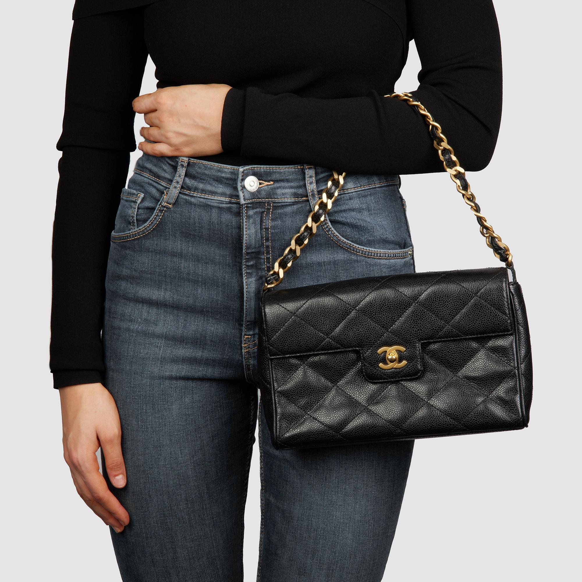 CHANEL Black Quilted Caviar Leather Vintage Medium Classic Single Flap Bag For Sale 8
