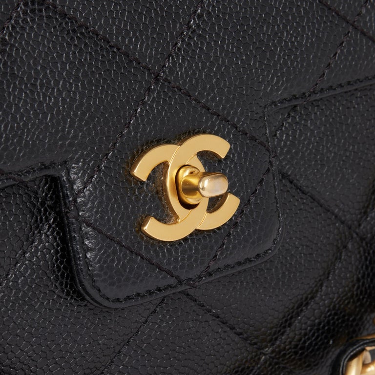 CHANEL Black Quilted Caviar Leather Vintage Medium Classic Single Flap Bag  For Sale at 1stDibs