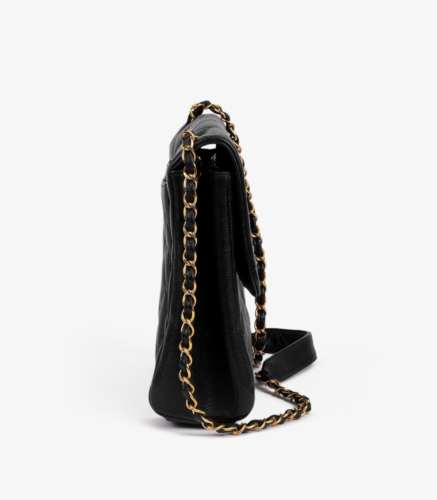 Chanel Black Quilted Caviar Vintage Small Classic Leather Single Flap Bag en vente 2