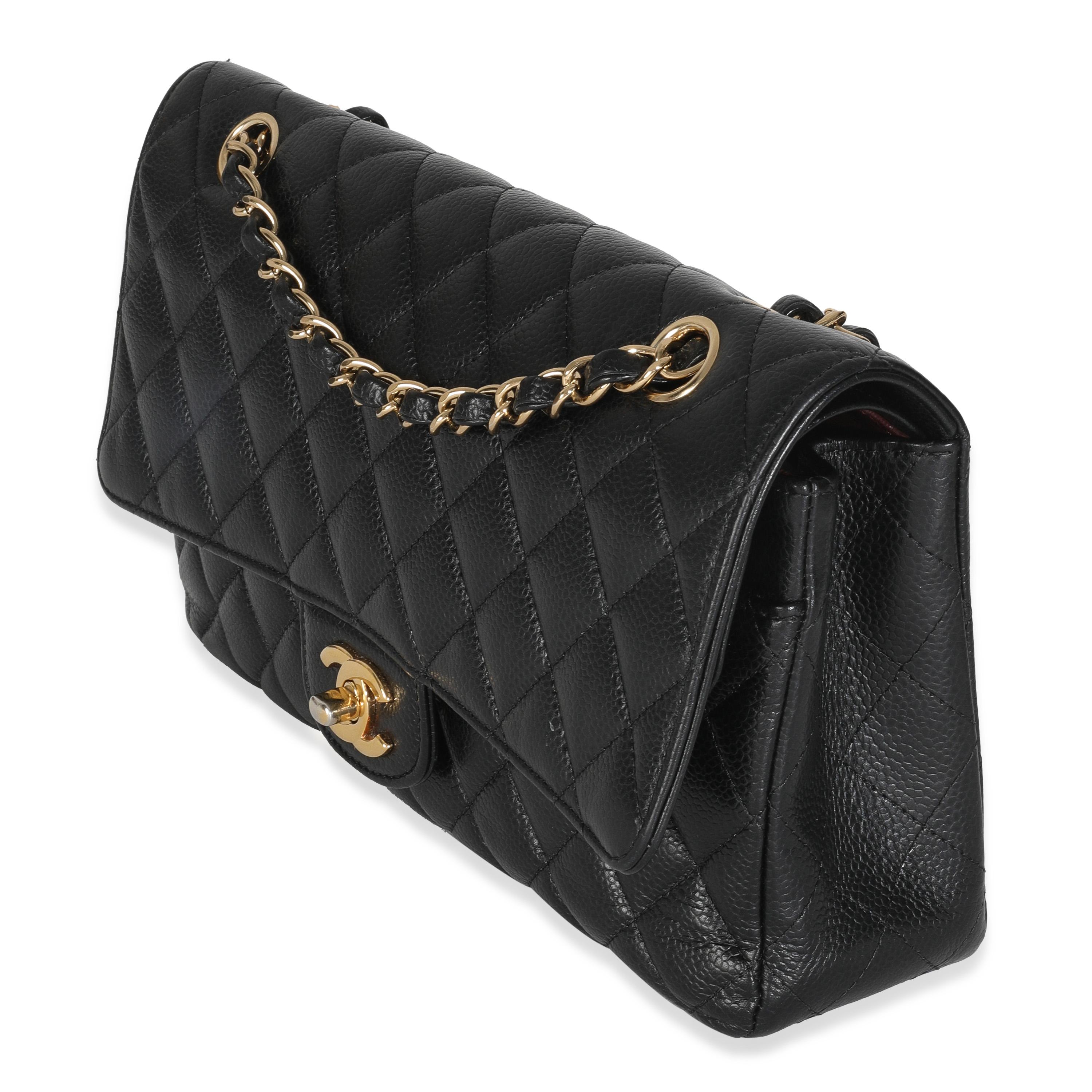 Chanel - Sac à double rabat classique moyen matelassé Caviar noir Excellent état - En vente à New York, NY