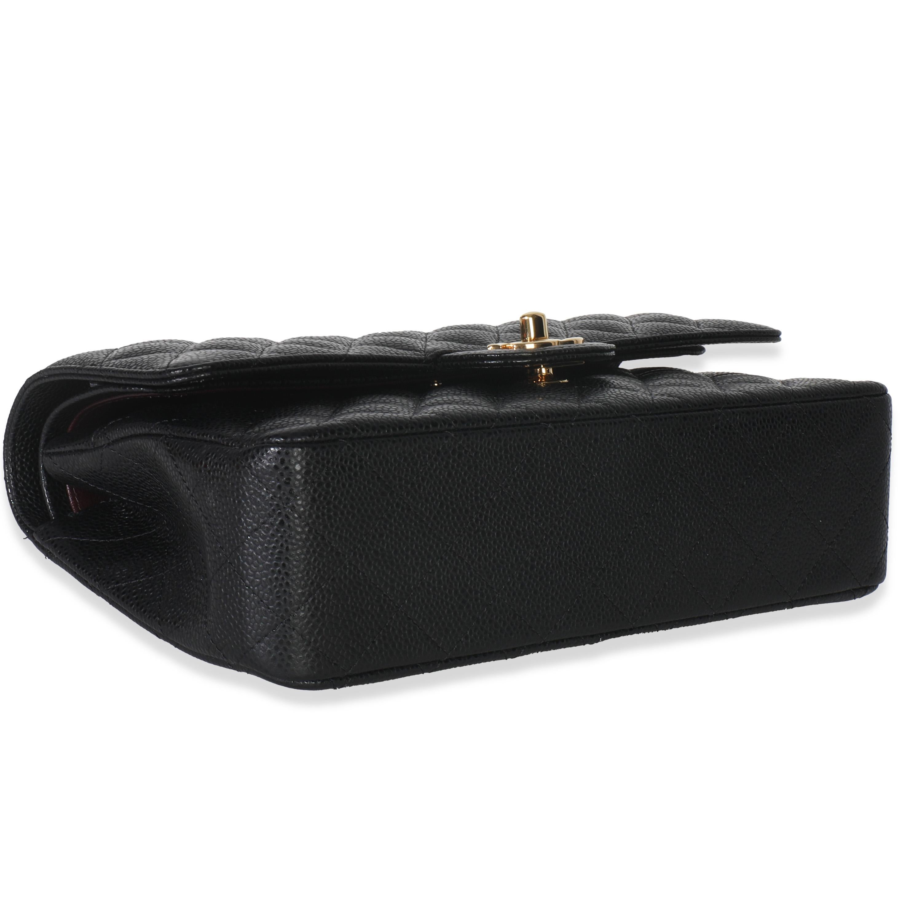 Chanel - Sac à double rabat classique moyen matelassé Caviar noir en vente 1