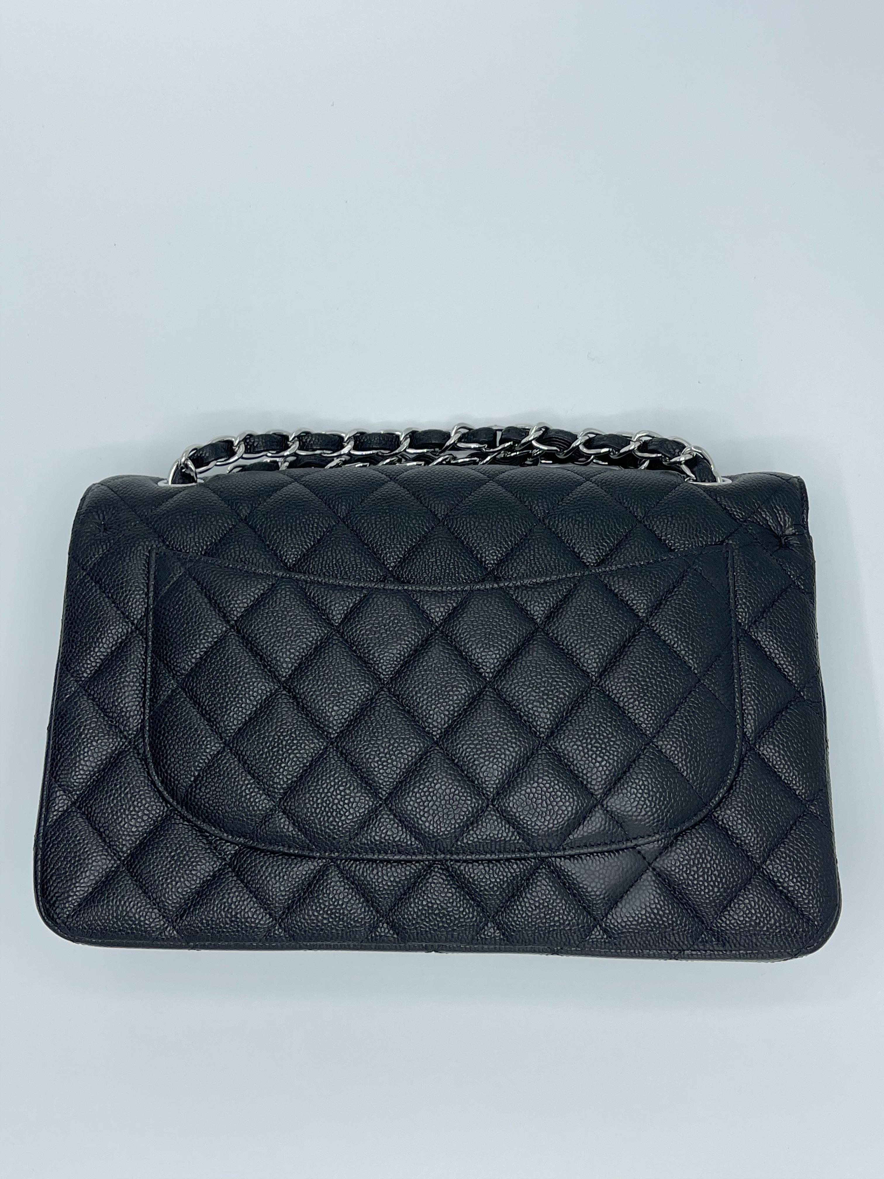 Chanel Black Quilted Caviar New Classic Double Flap Large   In Good Condition In Palm Beach, FL