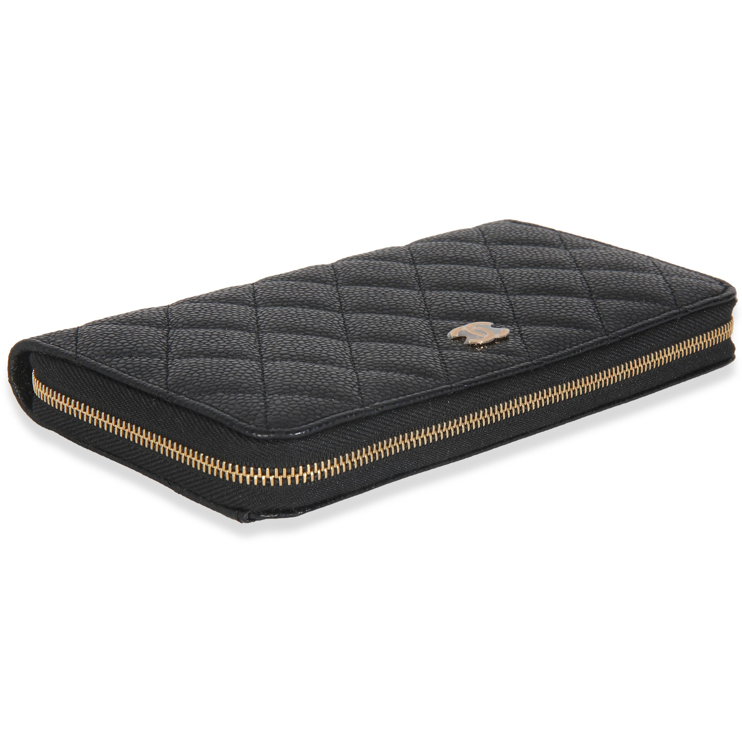 Chanel Black Quilted Caviar Zip Around L-Gusset Wallet For Sale 3