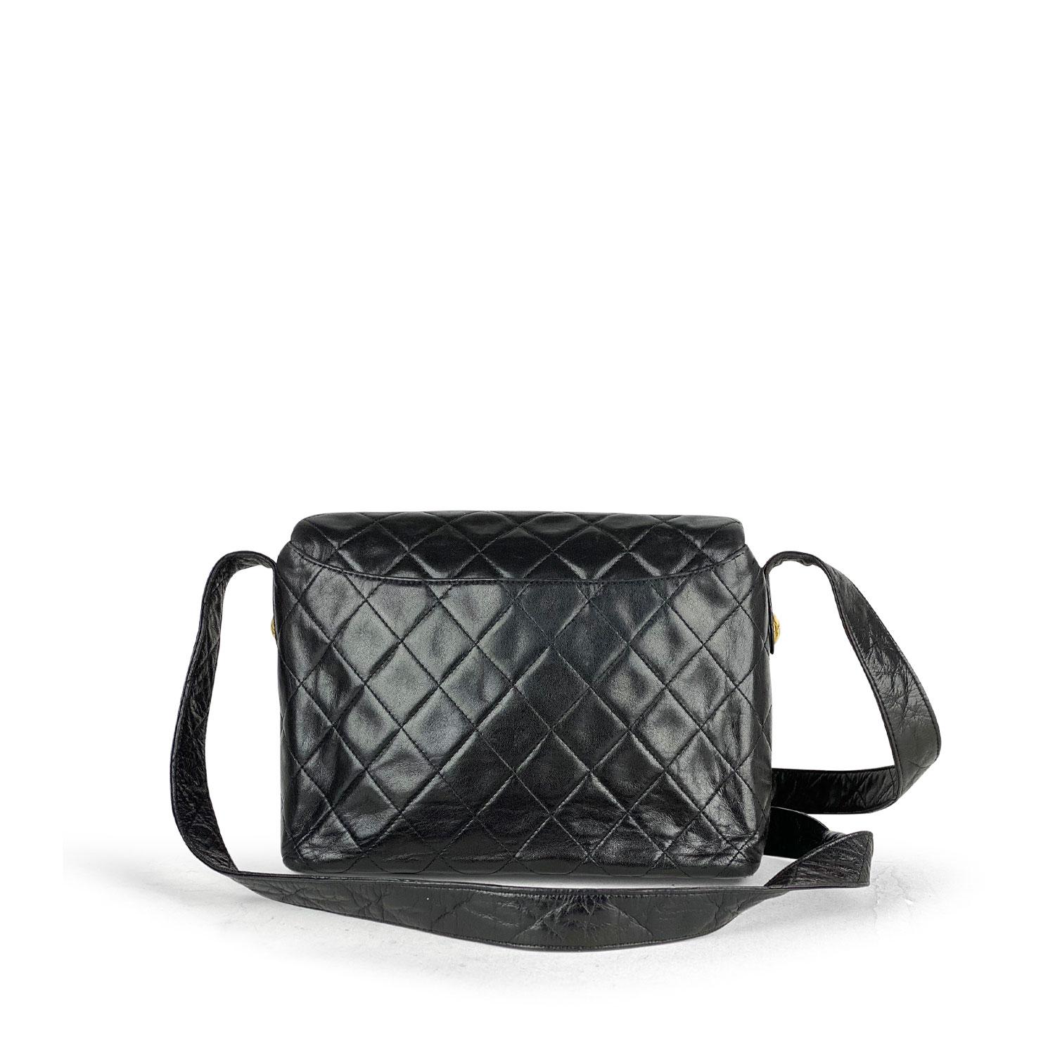 Chanel Black Quilted CC Flap Bag In Good Condition For Sale In Sundbyberg, SE
