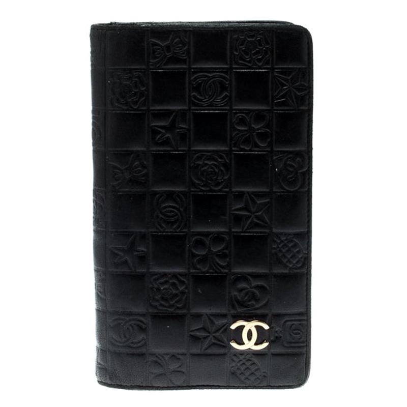 Chanel Black Quilted Charm Icon Leather CC Bifold Wallet